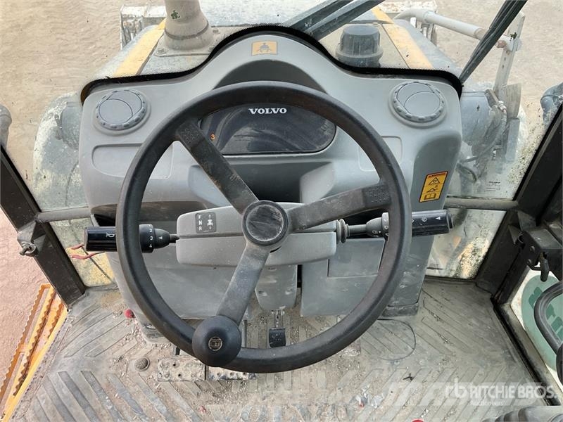 Volvo BL71 Rendegravere