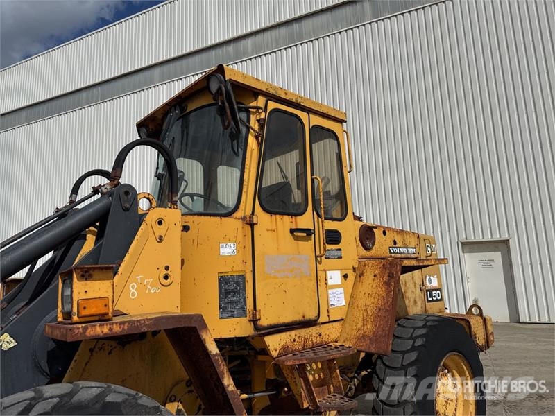 Volvo BM L50 High Lift Chargeuse Sur Pneus Wheel Loader ホイールローダー・タイヤショベル