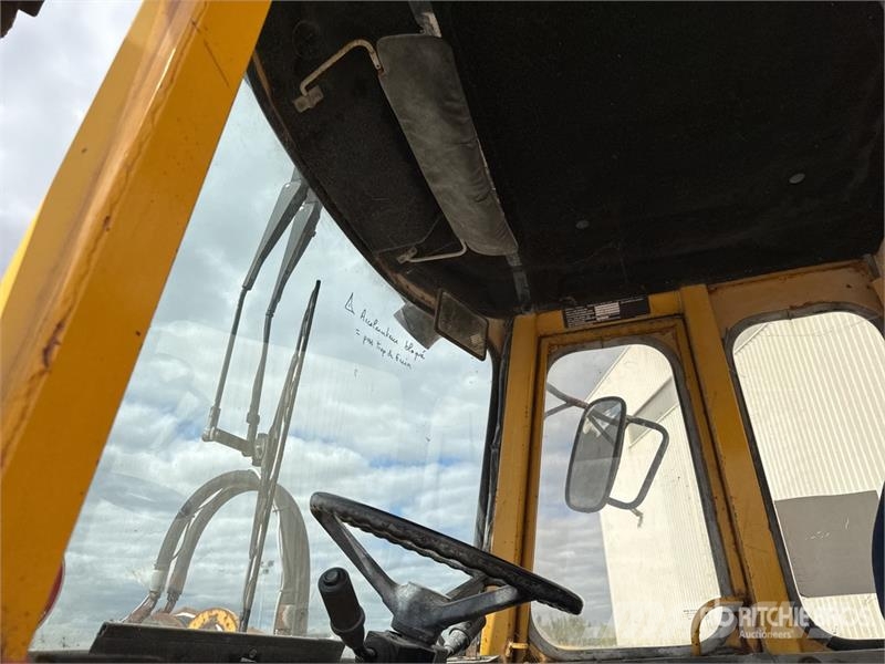 Volvo BM L50 High Lift Chargeuse Sur Pneus Wheel Loader ホイールローダー・タイヤショベル