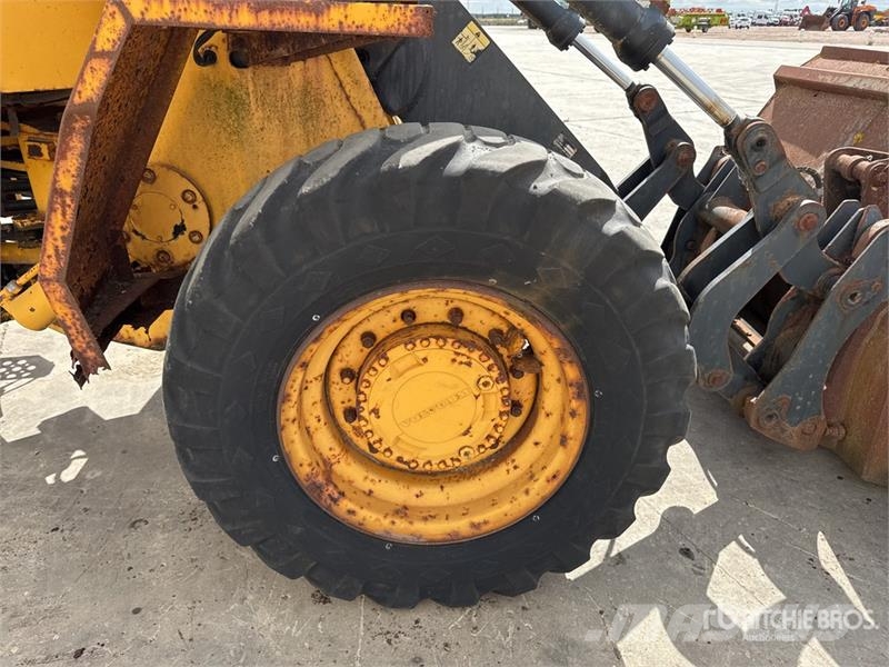 Volvo BM L50 High Lift Chargeuse Sur Pneus Wheel Loader ホイールローダー・タイヤショベル
