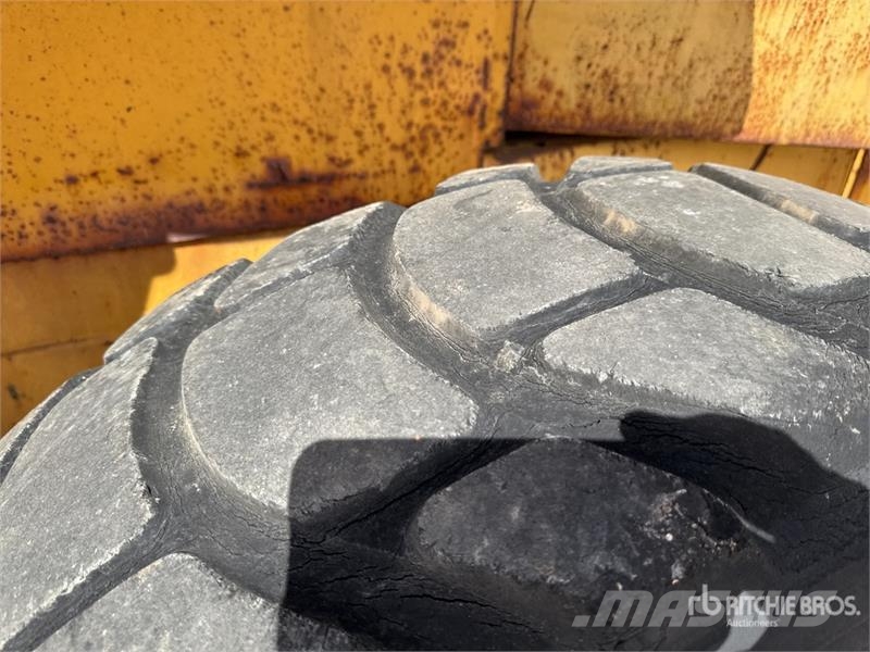 Volvo BM L50 High Lift Chargeuse Sur Pneus Wheel Loader ホイールローダー・タイヤショベル