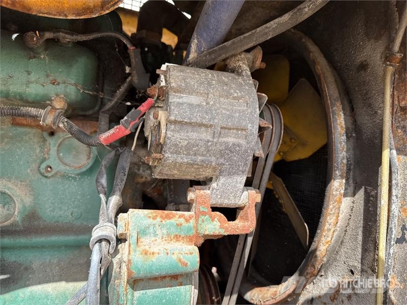 Volvo BM L50 High Lift Chargeuse Sur Pneus Wheel Loader ホイールローダー・タイヤショベル