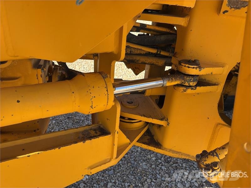 Volvo BM L70 Wheel Loader لوادر بعجل