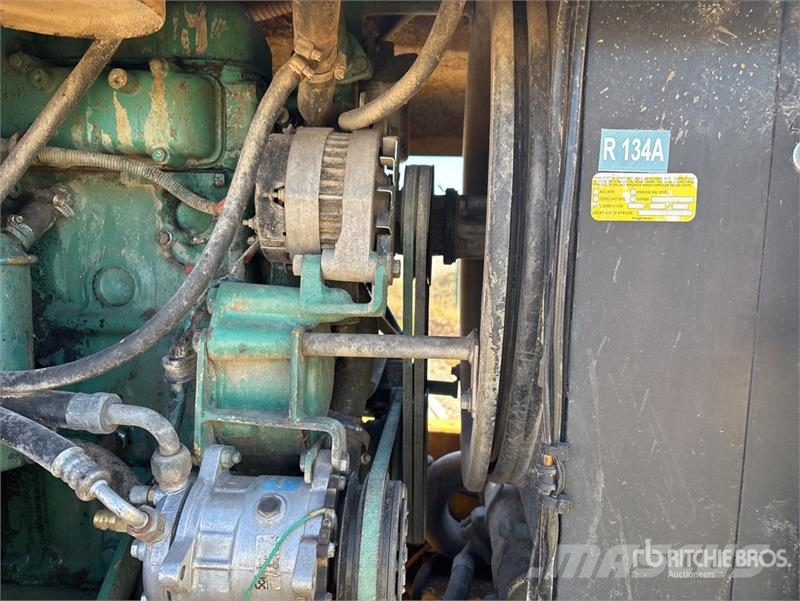 Volvo BM L70 Wheel Loader لوادر بعجل