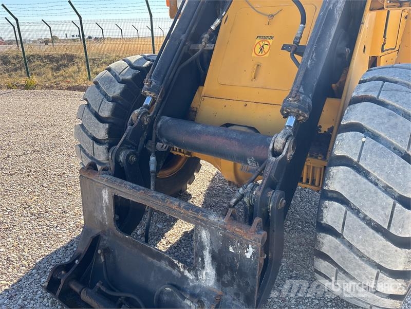 Volvo BM L70 Wheel Loader لوادر بعجل