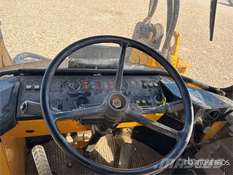 Volvo BM L70 Wheel Loader لوادر بعجل