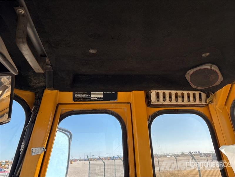 Volvo BM L70 Wheel Loader لوادر بعجل