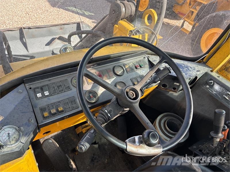 Volvo BM L70 Wheel Loader Gumikerekes homlokrakodók