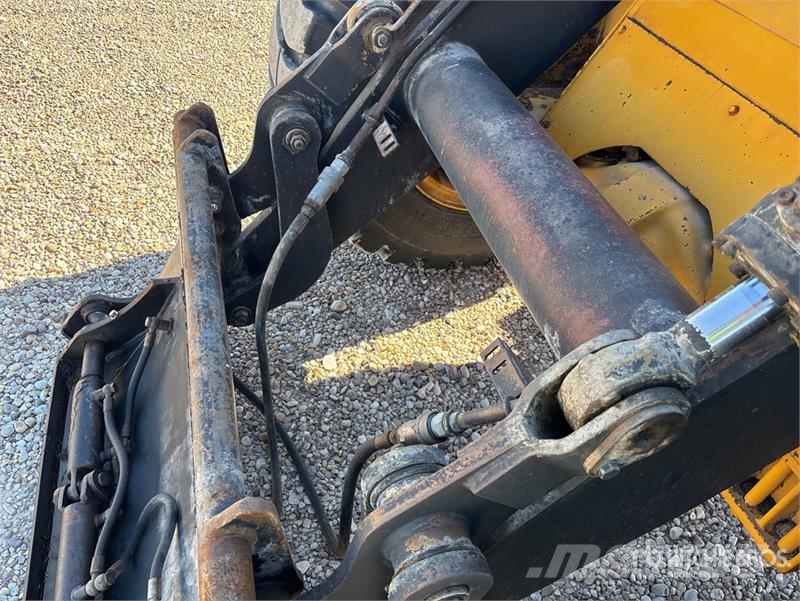 Volvo BM L70 Wheel Loader لوادر بعجل