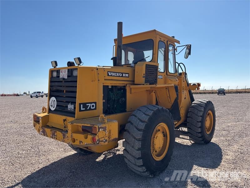Volvo BM L70 Wheel Loader لوادر بعجل