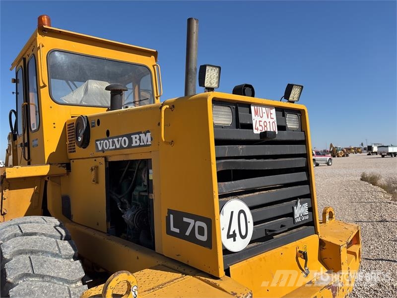 Volvo BM L70 Wheel Loader لوادر بعجل