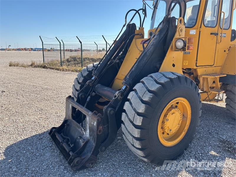 Volvo BM L70 Wheel Loader لوادر بعجل