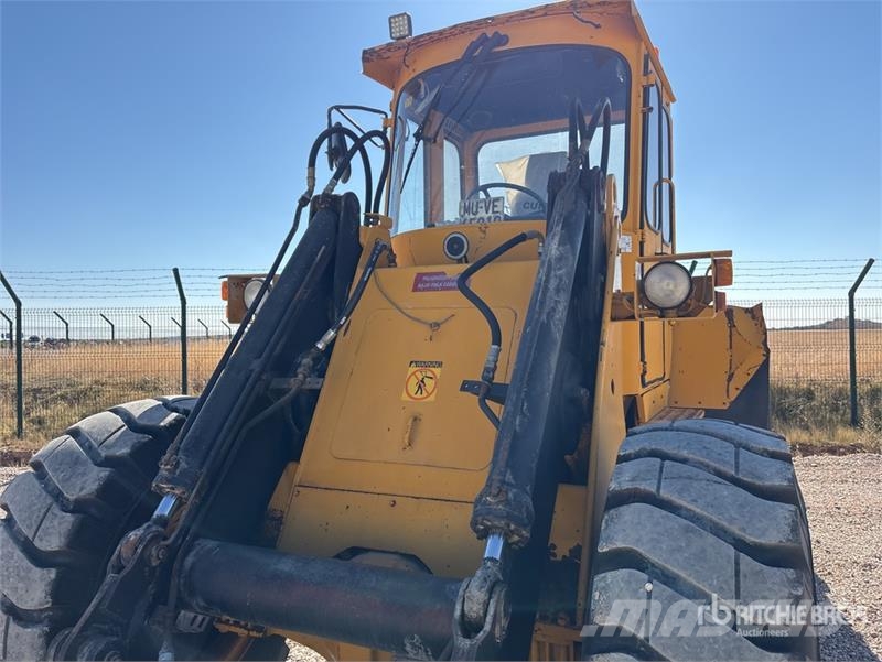Volvo BM L70 Wheel Loader لوادر بعجل