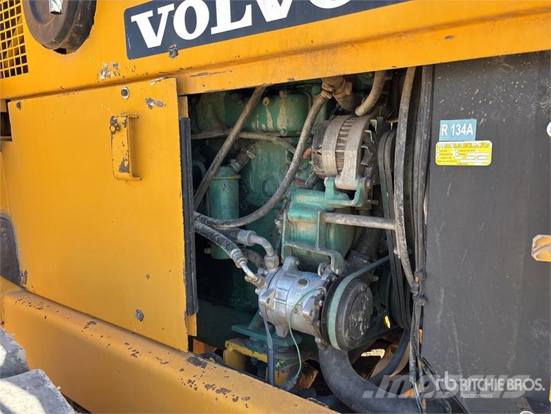 Volvo BM L70 Wheel Loader لوادر بعجل