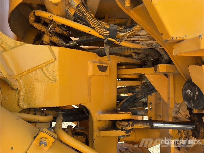Volvo BM L70 Wheel Loader لوادر بعجل