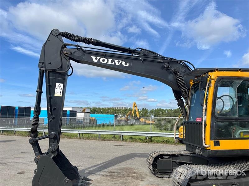 Volvo EC140BLC Tracked Excavator Bagri goseničarji