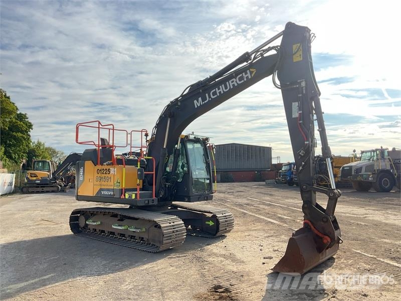 Volvo EC140EL 대형 굴삭기 29톤 이상