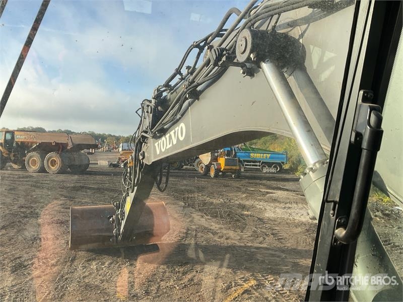 Volvo EC140EL Bageri gusjeničari