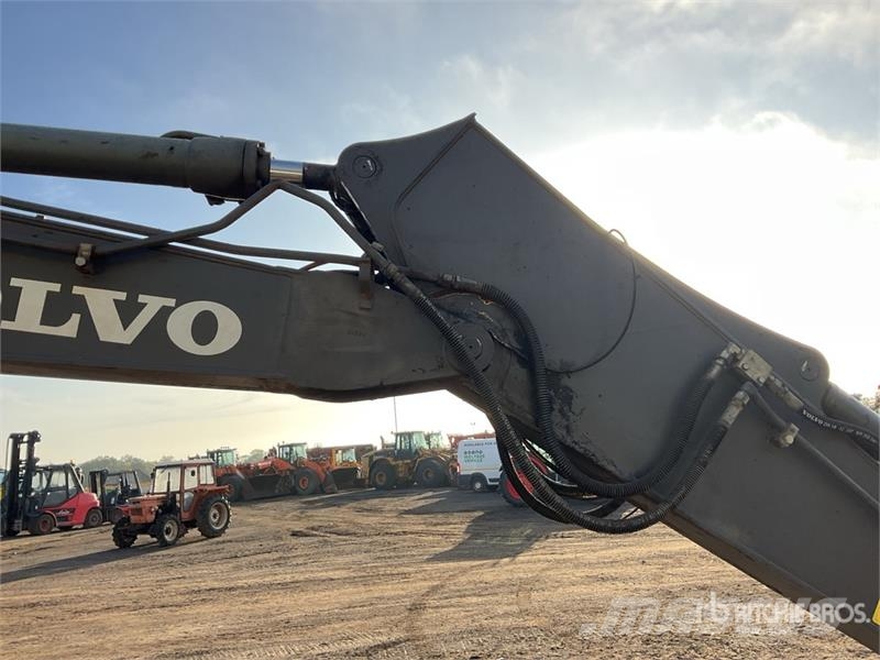 Volvo EC140EL Bageri gusjeničari