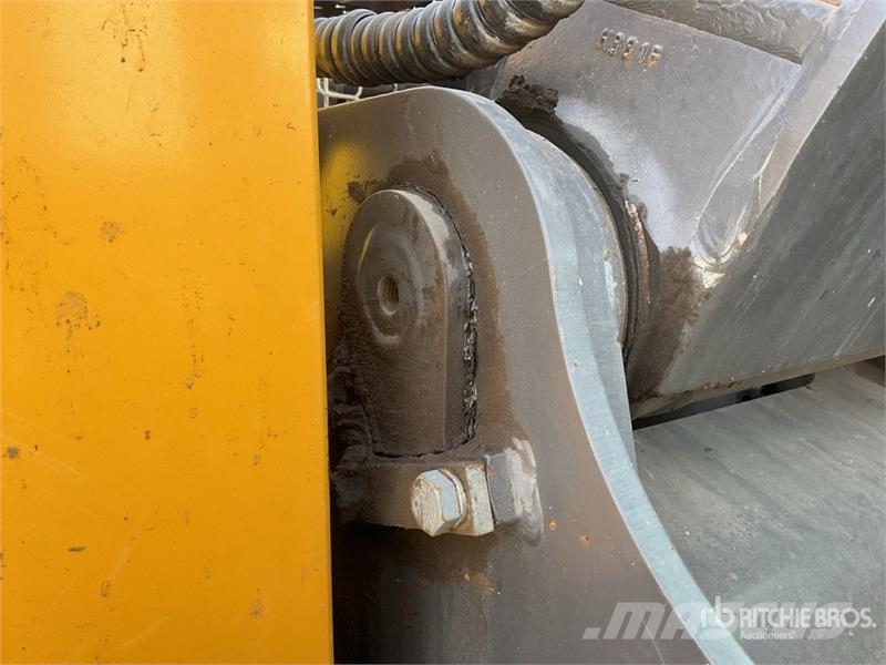 Volvo EC140EL 대형 굴삭기 29톤 이상