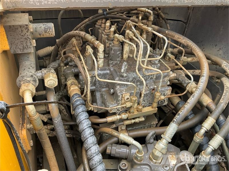 Volvo EC140EL Bagri goseničarji