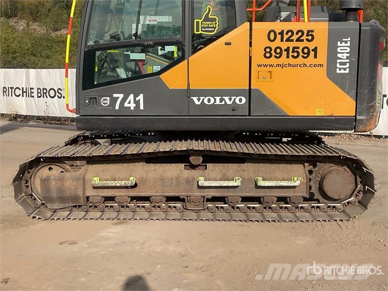Volvo EC140EL 대형 굴삭기 29톤 이상