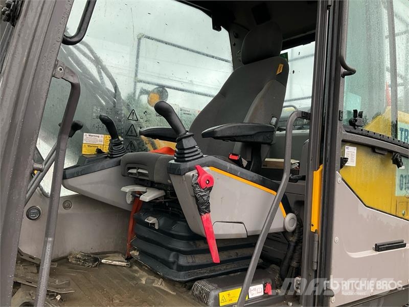Volvo EC140EL Bagri goseničarji
