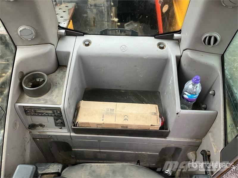 Volvo EC140EL Bagri goseničarji