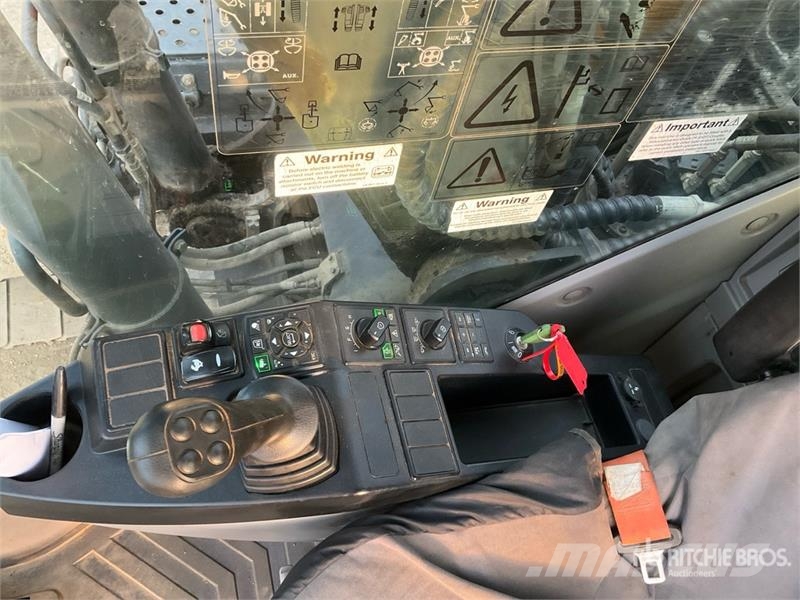 Volvo EC140EL Kāpurķēžu ekskavatori