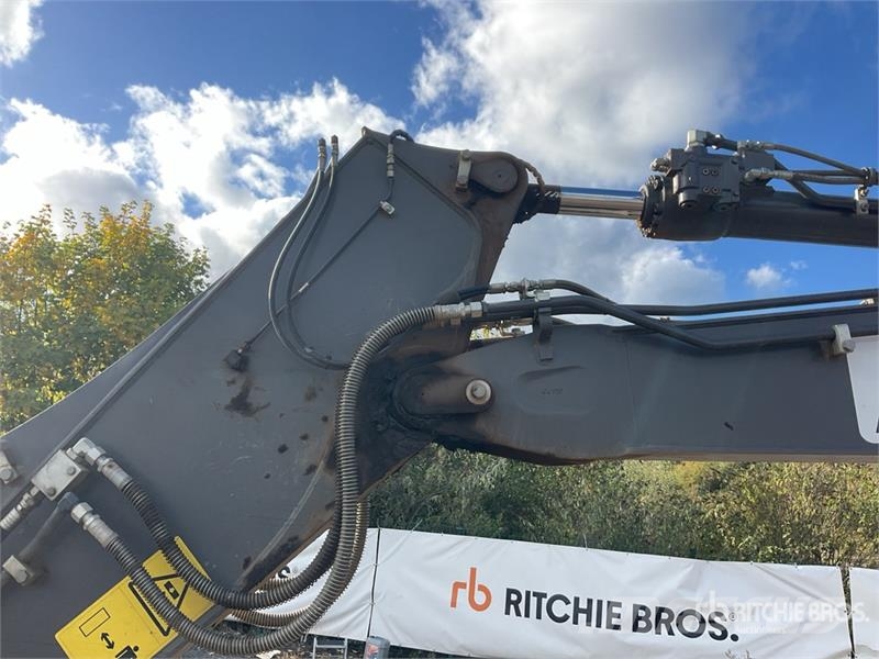 Volvo EC140EL Crawler excavators