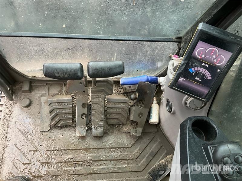 Volvo EC140EL Bagri goseničarji