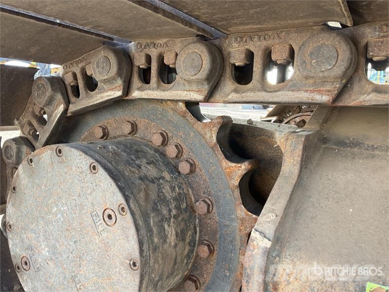 Volvo EC140EL 대형 굴삭기 29톤 이상