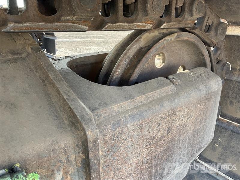 Volvo EC140EL 대형 굴삭기 29톤 이상