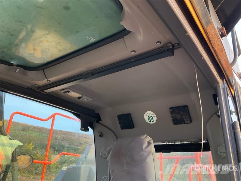 Volvo EC140EL Kāpurķēžu ekskavatori