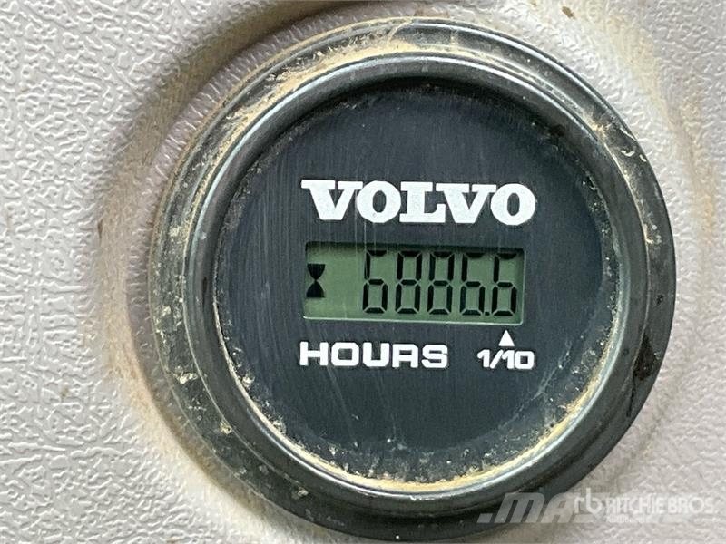 Volvo EC140EL Bagri goseničarji