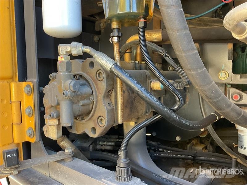 Volvo EC140EL Bageri gusjeničari