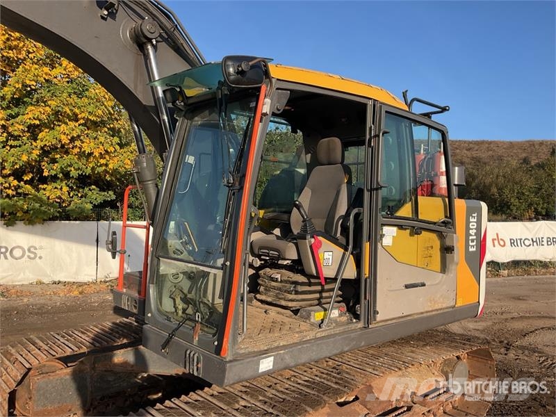 Volvo EC140EL Bageri gusjeničari