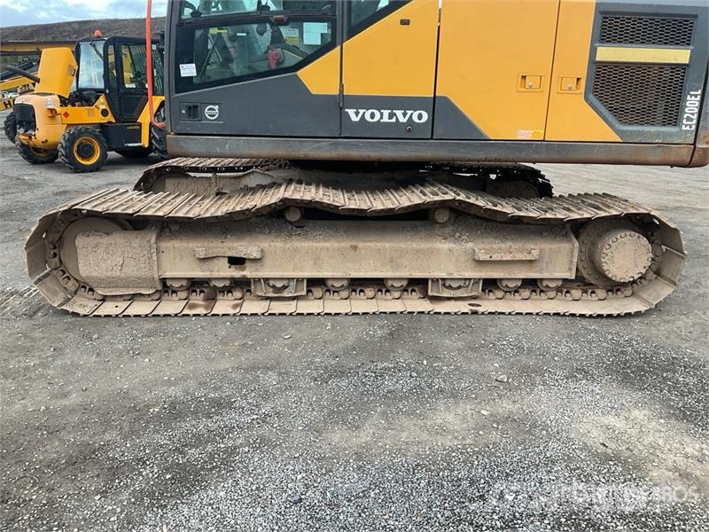 Volvo EC200EL Tracked Excavator 대형 굴삭기 29톤 이상