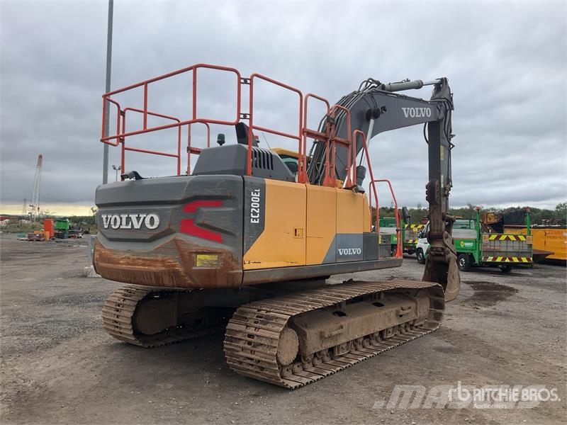 Volvo EC200EL Tracked Excavator 대형 굴삭기 29톤 이상