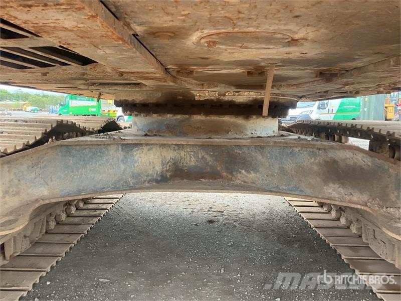 Volvo EC200EL Tracked Excavator 대형 굴삭기 29톤 이상