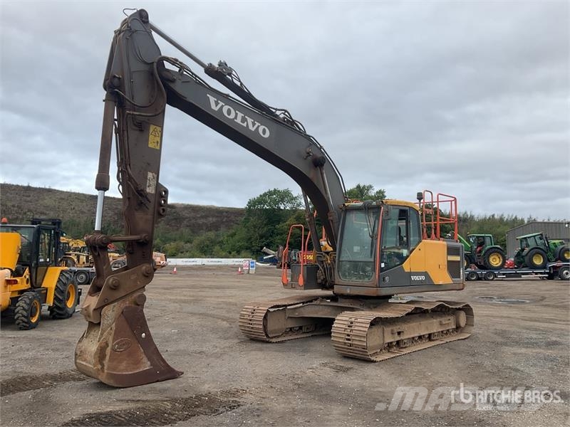 Volvo EC200EL Tracked Excavator 대형 굴삭기 29톤 이상