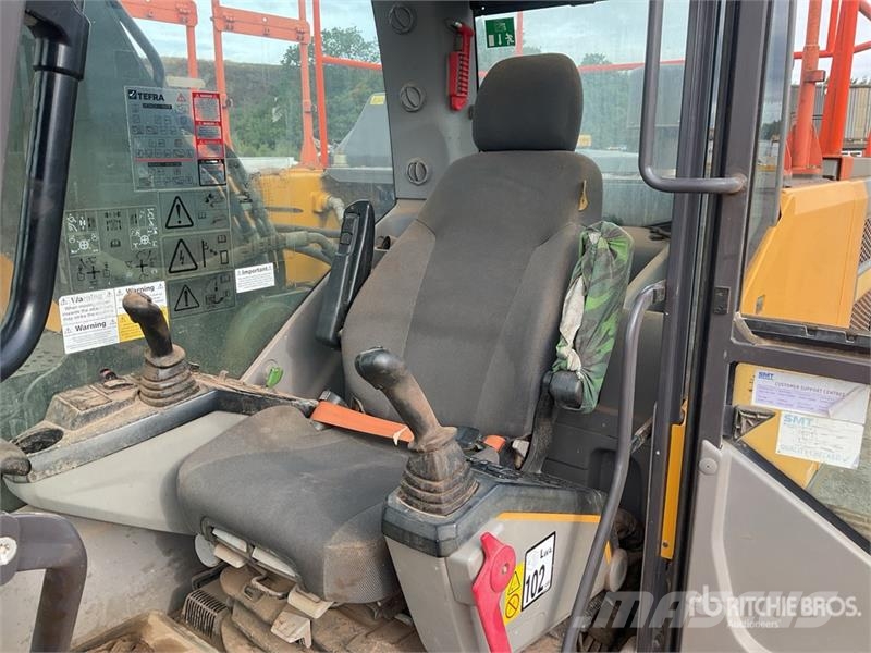 Volvo EC200EL Tracked Excavator 대형 굴삭기 29톤 이상