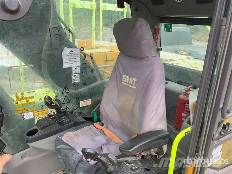 Volvo EC200EL Tracked Excavator Excavadoras de cadenas