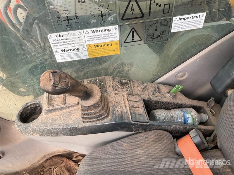 Volvo EC200EL Tracked Excavator 대형 굴삭기 29톤 이상
