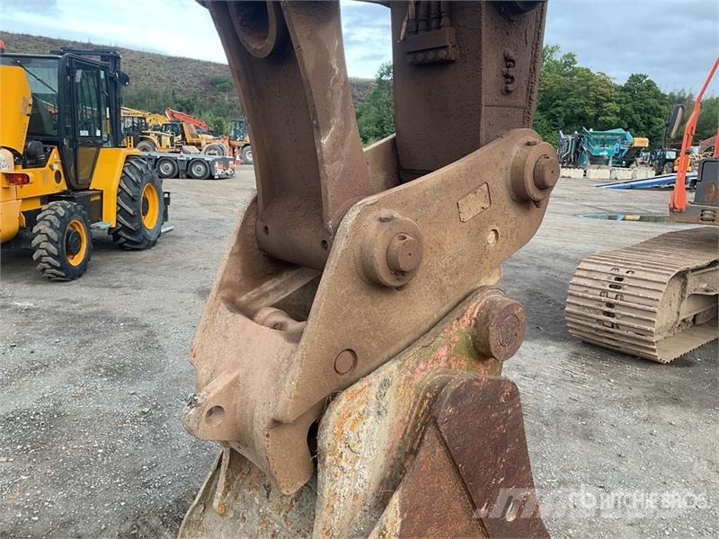 Volvo EC200EL Tracked Excavator 대형 굴삭기 29톤 이상
