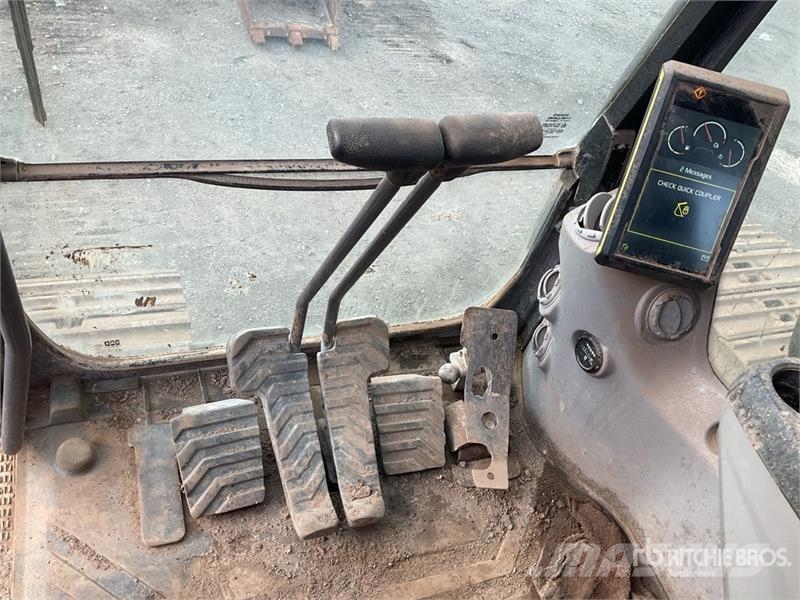 Volvo EC200EL Tracked Excavator 대형 굴삭기 29톤 이상