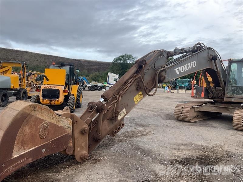 Volvo EC200EL Tracked Excavator 대형 굴삭기 29톤 이상