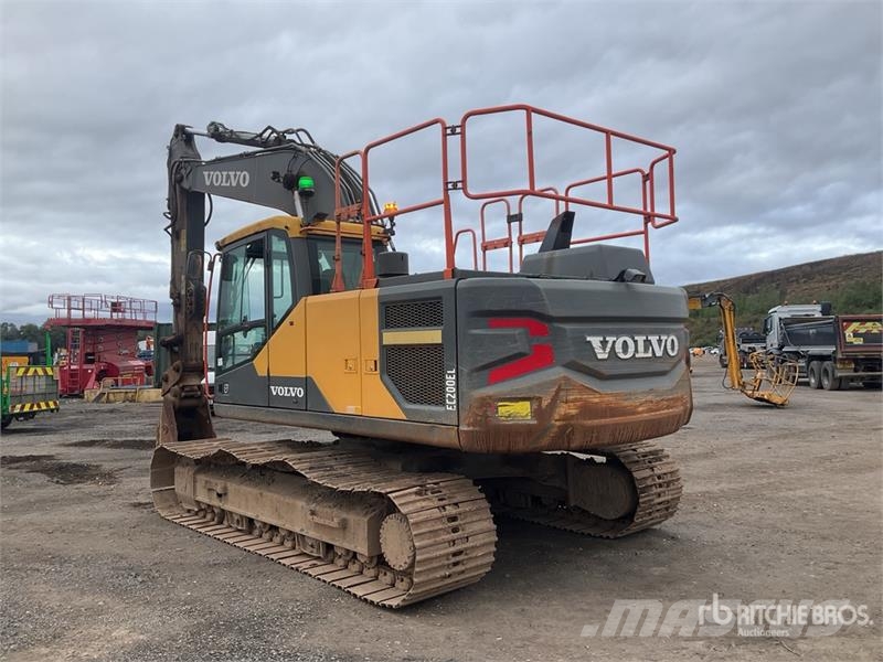 Volvo EC200EL Tracked Excavator 대형 굴삭기 29톤 이상