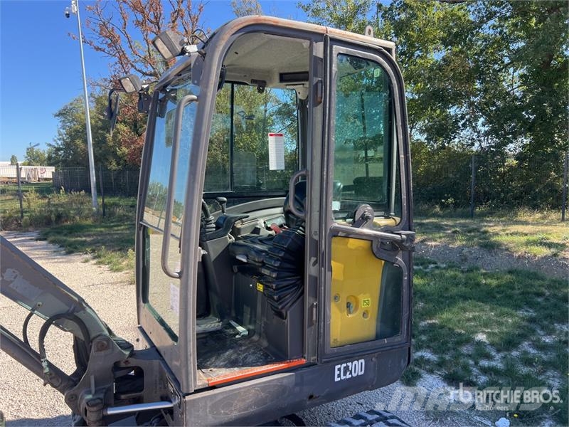 Volvo EC20D Mini-Pelle Mini Excavator حفارات صغيرة أقل من 7 طن (حفارات صغيرة)