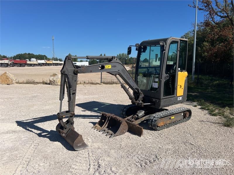 Volvo EC20D Mini-Pelle Mini Excavator حفارات صغيرة أقل من 7 طن (حفارات صغيرة)